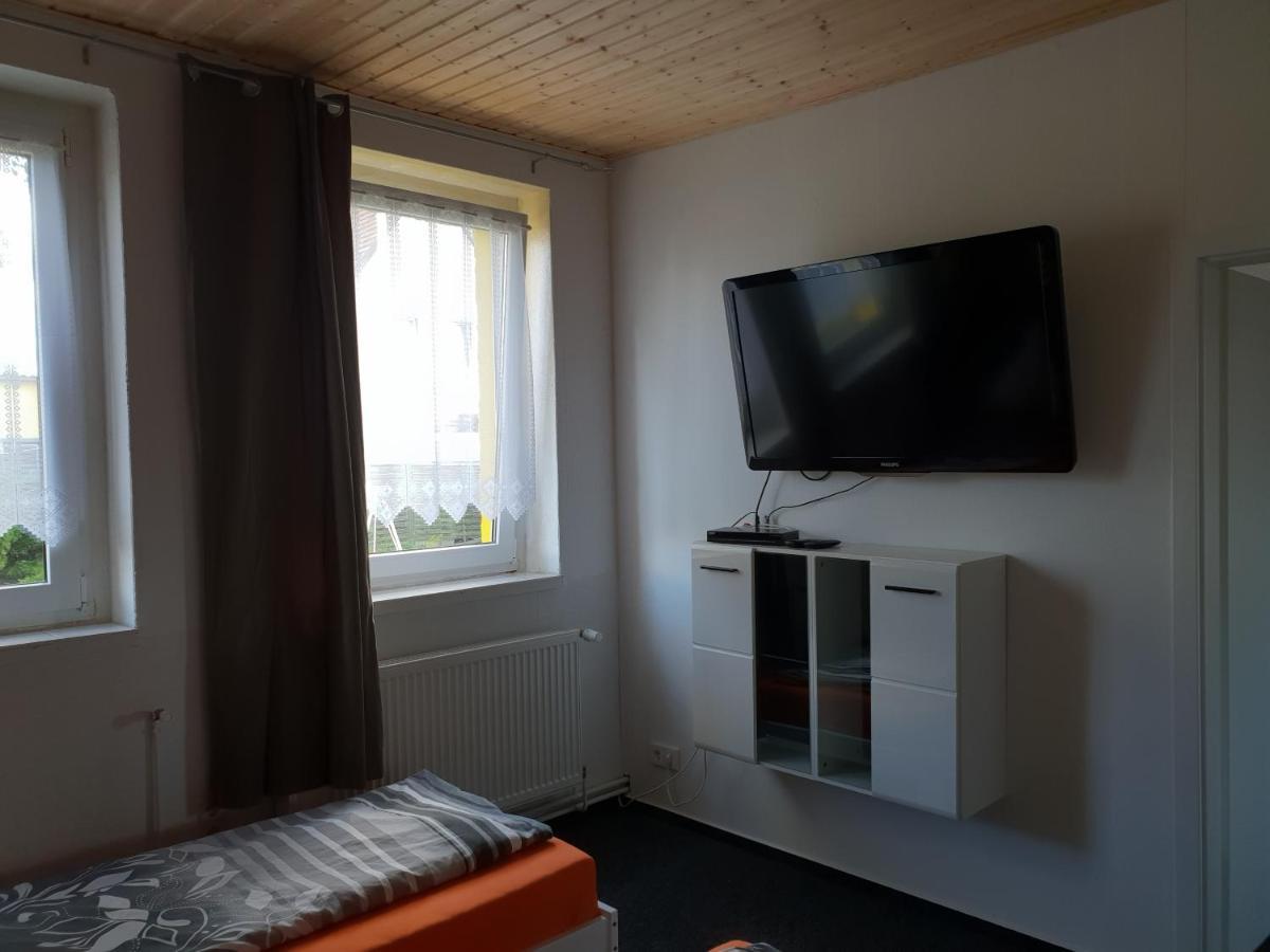 Ferienwohnungen "Zur Schamper Muehle" Gotthun Exterior photo